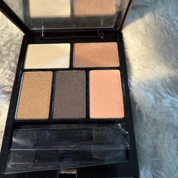 Kevin Aucoin The Essential Eyeshadow Set - Palette #1 - Picture 1 of 3